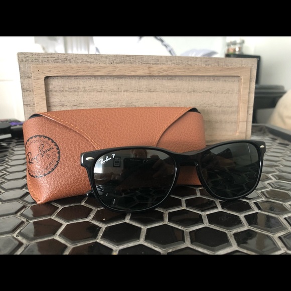 Ray-Ban Accessories - Rayban Wayfarer's 2184 901/58 Polarized Ray-Ban Accessories - Rayban Wayfarer's 2184 901/58 Polarized